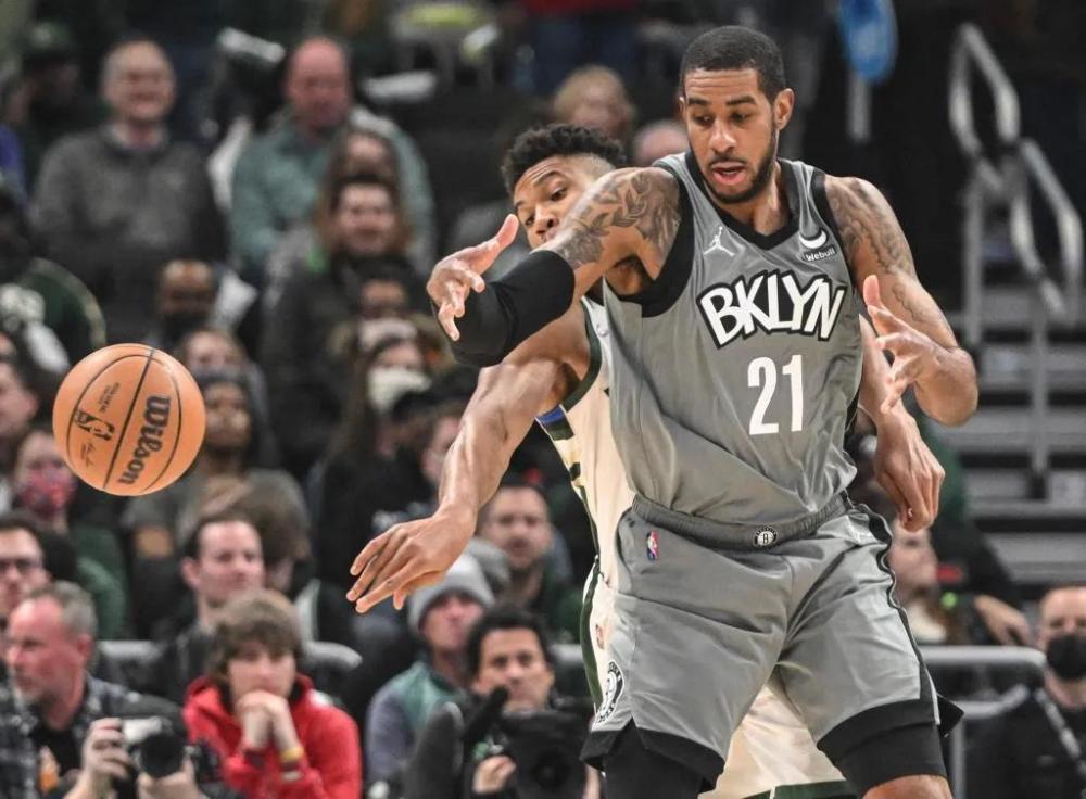 临的并非单 临的并非单